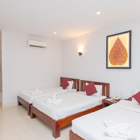 Damnak Soksan Hotel Siem Reap Exterior photo