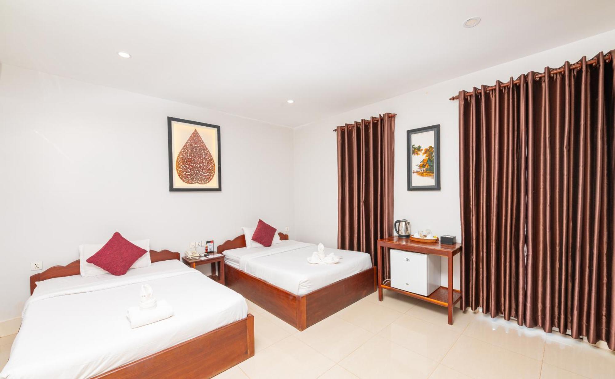 Damnak Soksan Hotel Siem Reap Exterior photo