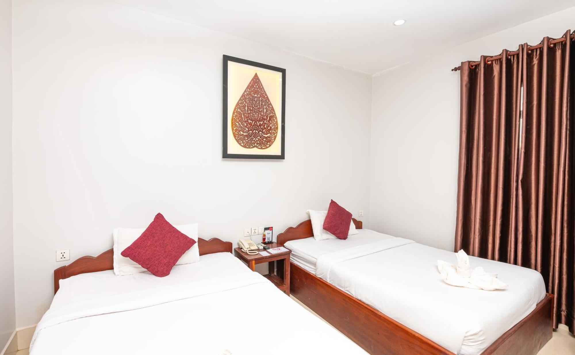 Damnak Soksan Hotel Siem Reap Exterior photo