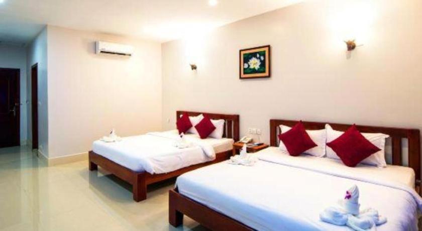 Damnak Soksan Hotel Siem Reap Exterior photo